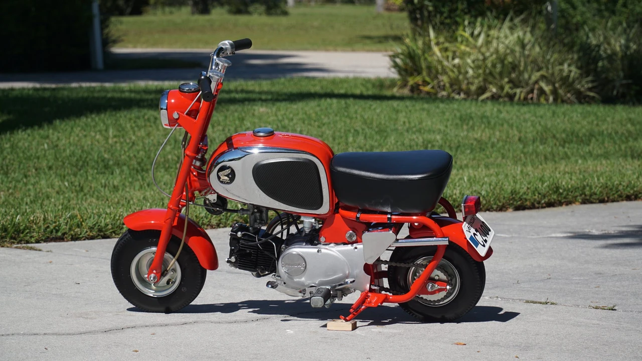 1964 Honda Motorcycles - Image 17 of 31