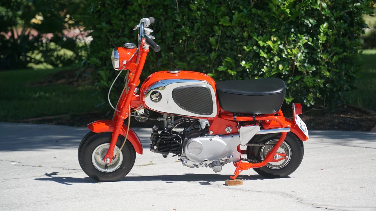 1964 Honda Motorcycles - Image 15 of 31