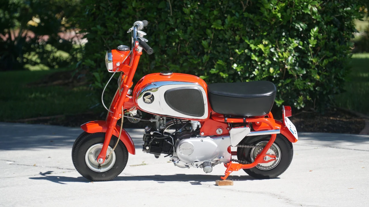 1964 Honda Motorcycles - Image 14 of 31