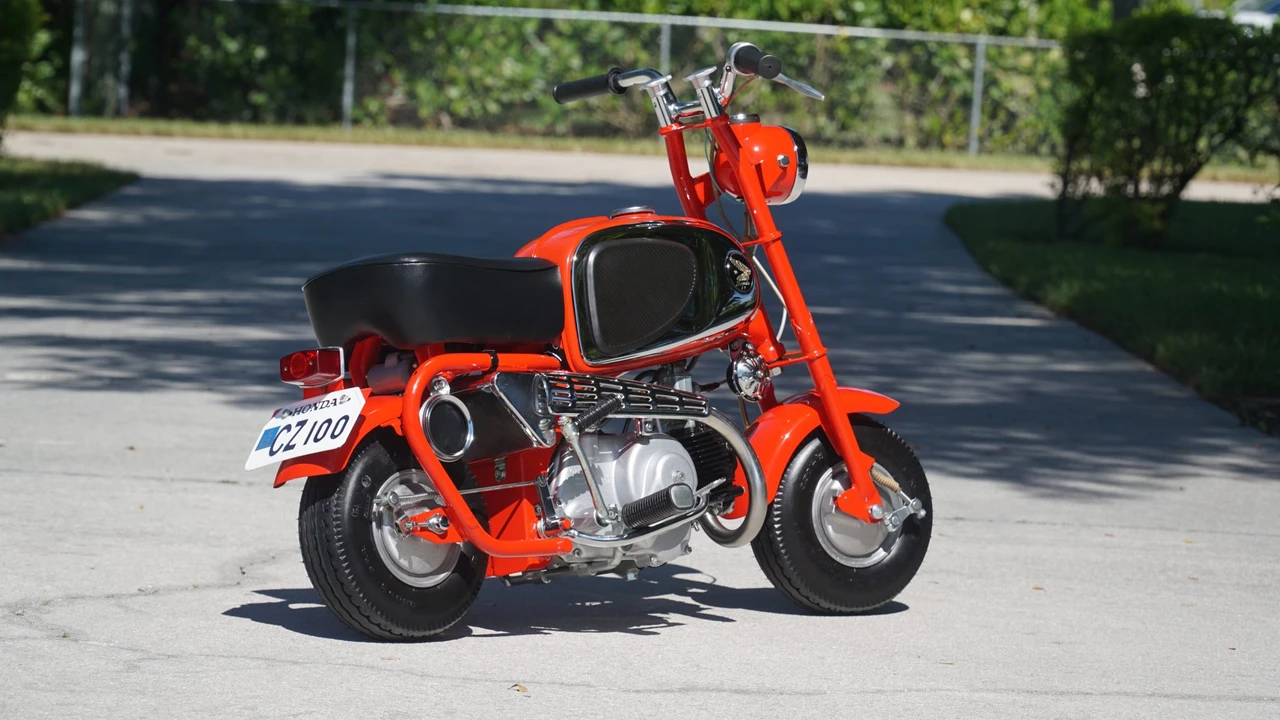 1964 Honda Motorcycles - Image 25 of 31