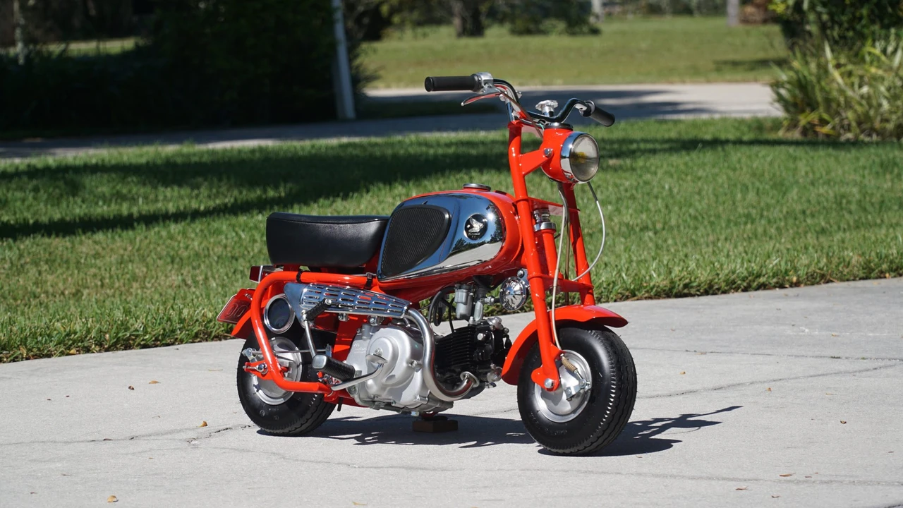 1964 Honda Motorcycles - Image 5 of 31