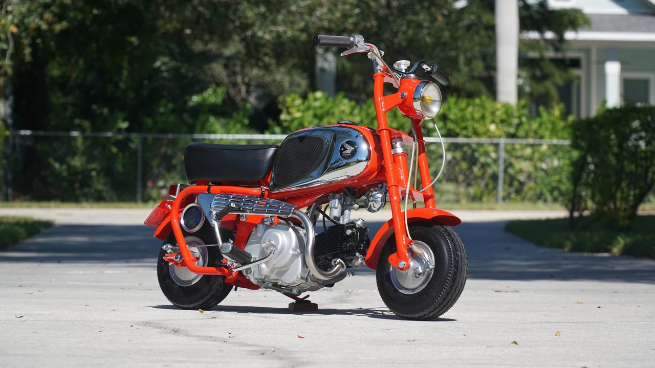 1964 Honda Motorcycles - Image 4 of 31