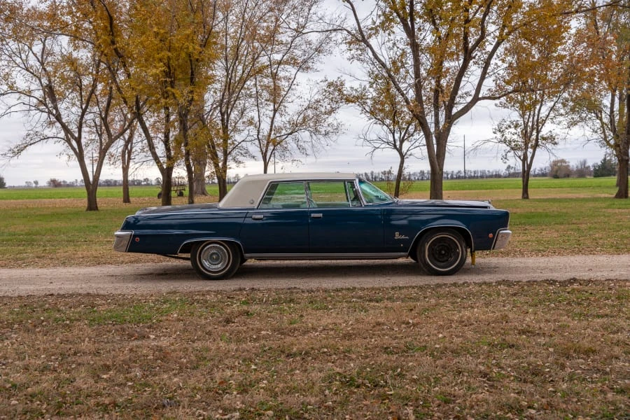 1964 Imperial Crown - Image 8 of 17