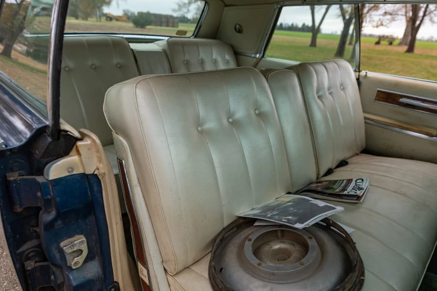 1964 Imperial Crown - Image 10 of 17