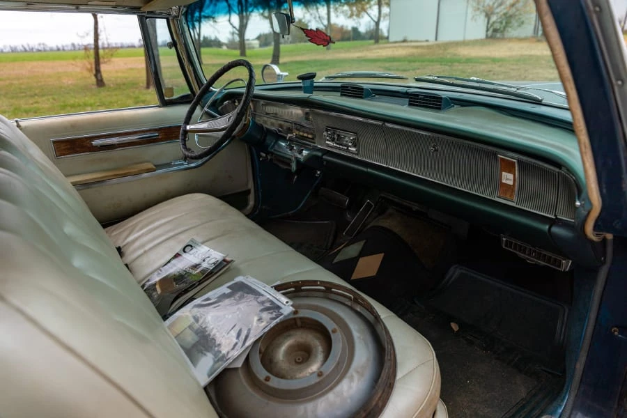 1964 Imperial Crown - Image 9 of 17