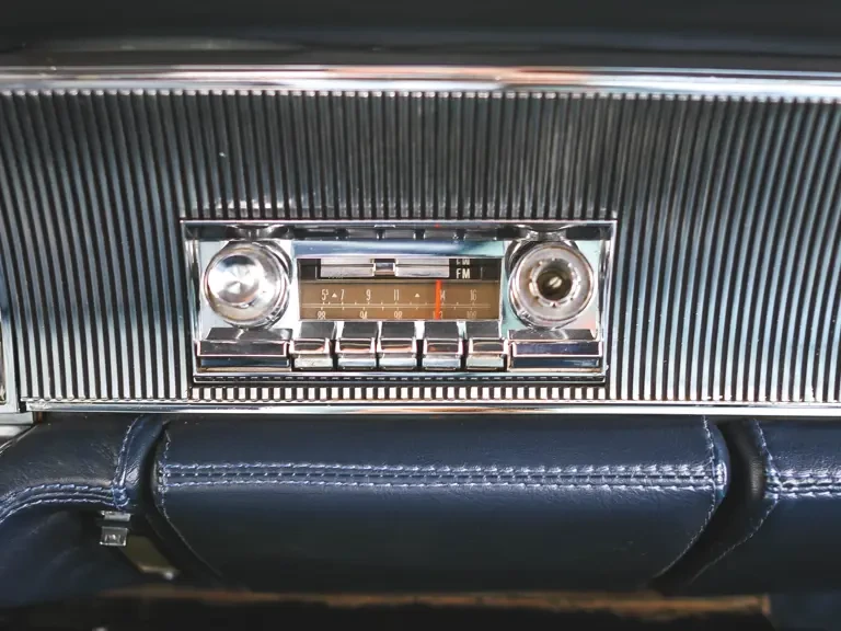 1964 Chrysler Imperial 2nd Gen - Image 15 of 22