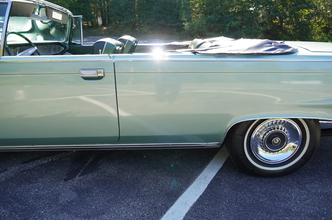 1964 Chrysler Imperial 2nd Gen - Image 29 of 31