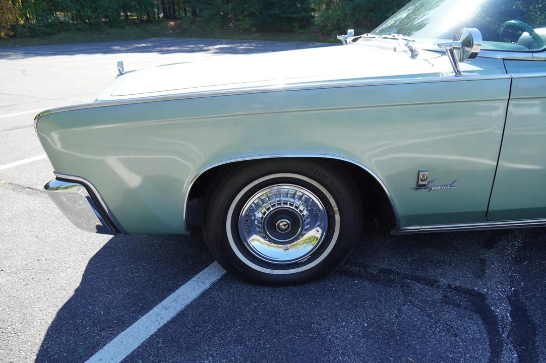 1964 Chrysler Imperial 2nd Gen - Image 26 of 31