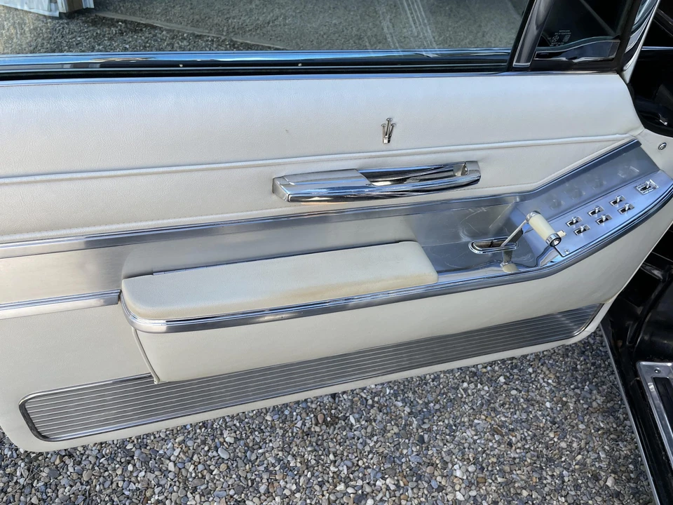 1964 Chrysler Imperial 2nd Gen - Image 23 of 31