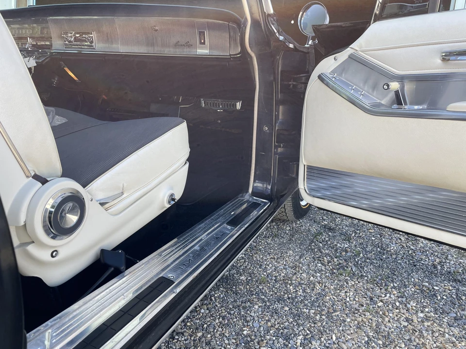 1964 Chrysler Imperial 2nd Gen - Image 31 of 31