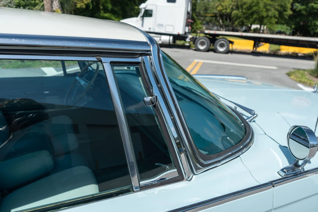 1964 Chrysler Imperial 2nd Gen - Image 22 of 31