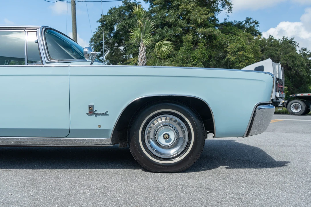1964 Chrysler Imperial 2nd Gen - Image 16 of 31