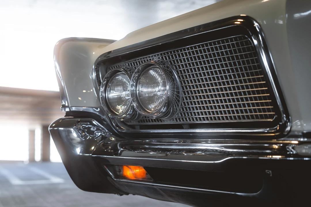 1964 Chrysler Imperial 2nd Gen - Image 30 of 31