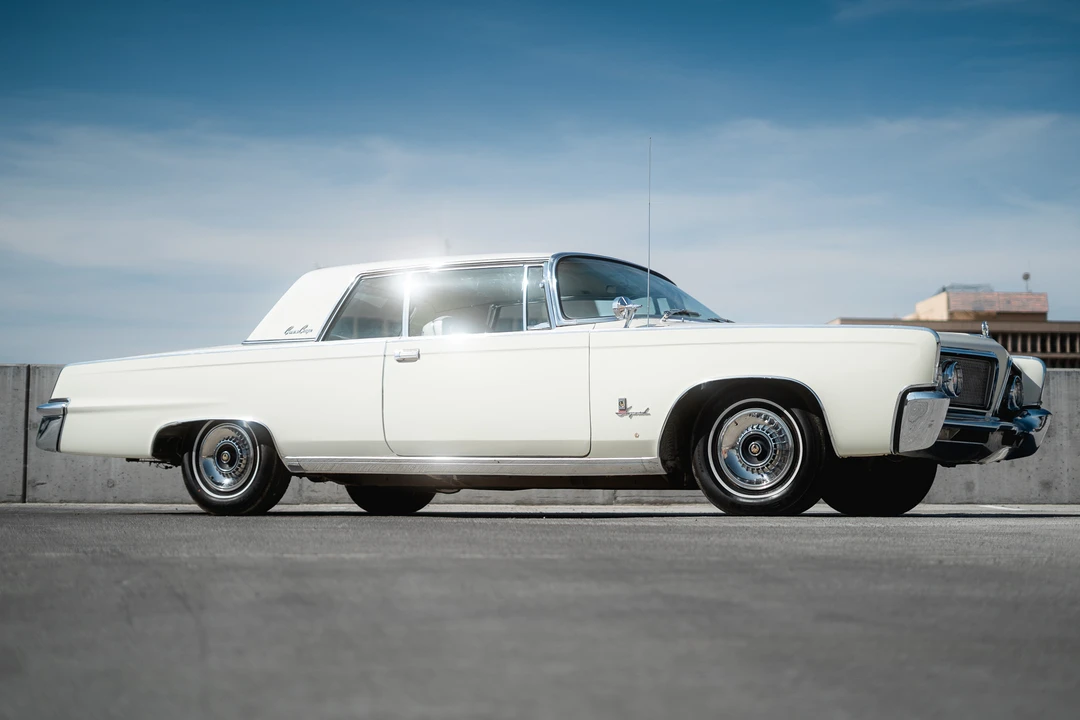 1964 Chrysler Imperial 2nd Gen - Image 11 of 31
