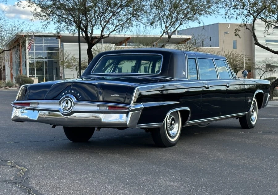 1964 Imperial Crown - Image 3 of 31