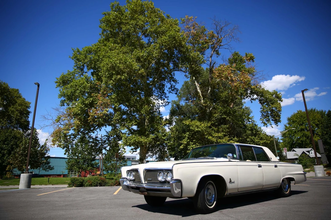 1964 Chrysler Imperial 2nd Gen - Image 7 of 31
