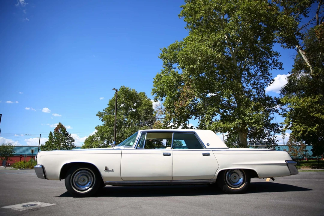 1964 Chrysler Imperial 2nd Gen - Image 14 of 31