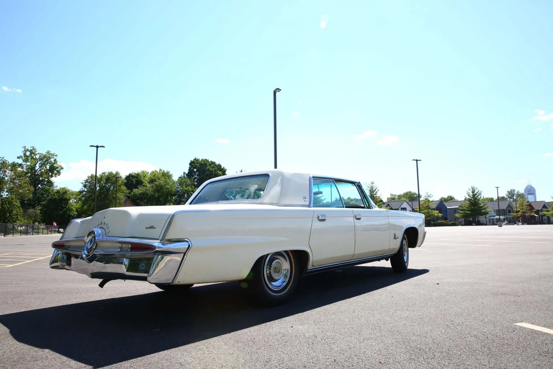 1964 Chrysler Imperial 2nd Gen - Image 17 of 31