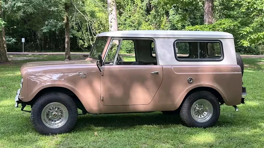1964 International - Image 2 of 27