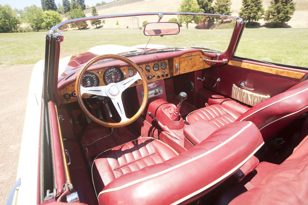 1964 Jaguar E-Type Series 1 - Image 19 of 31