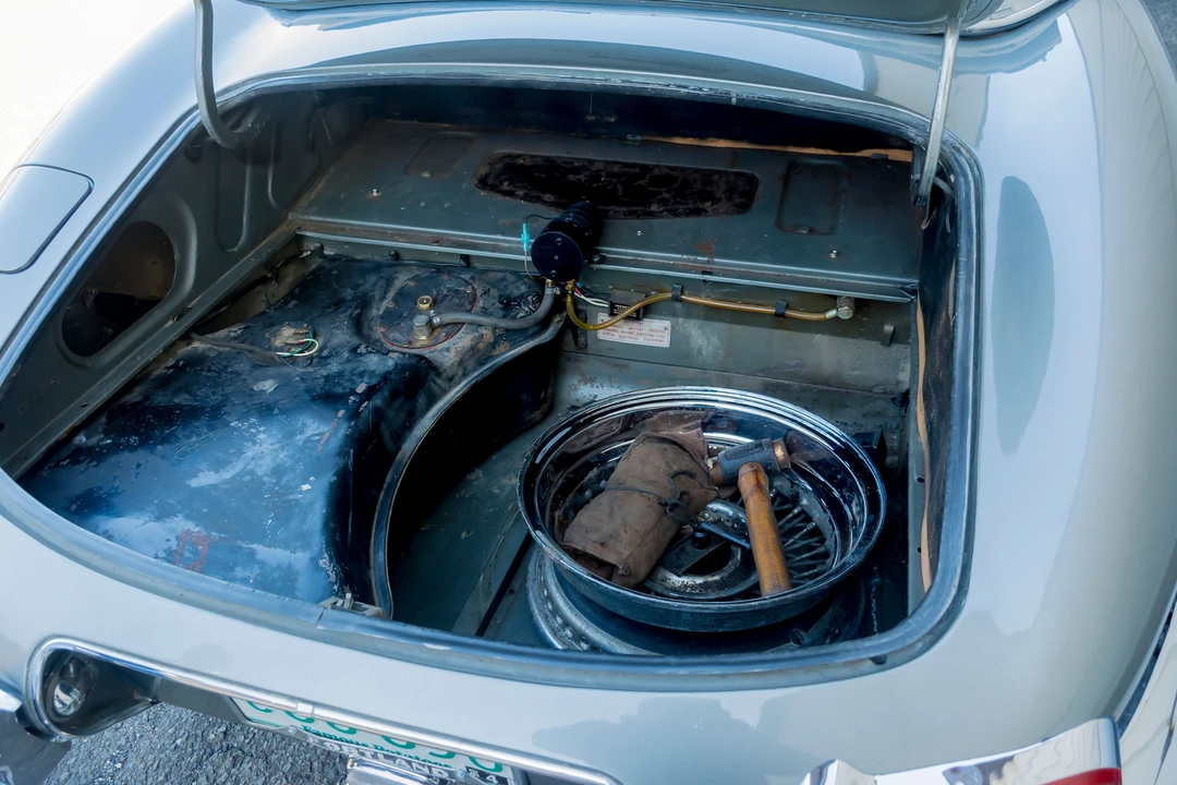 1964 Jaguar E-Type Series 1 - Image 9 of 31