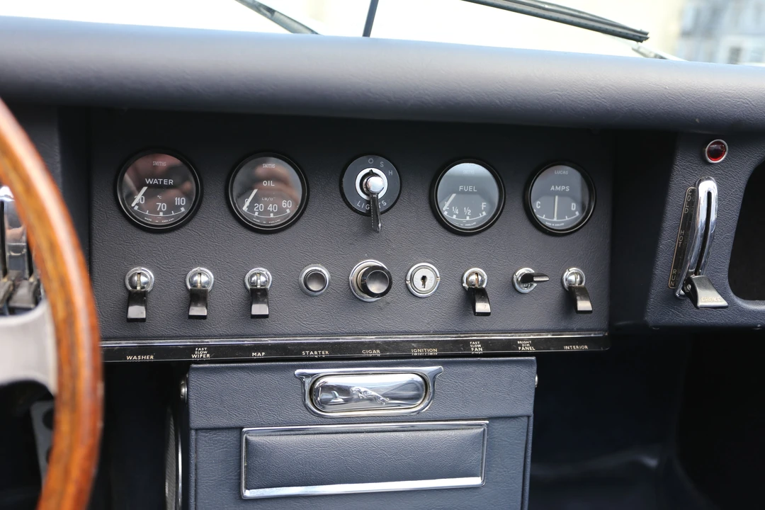 1964 Jaguar E-Type Series 1 - Image 17 of 19