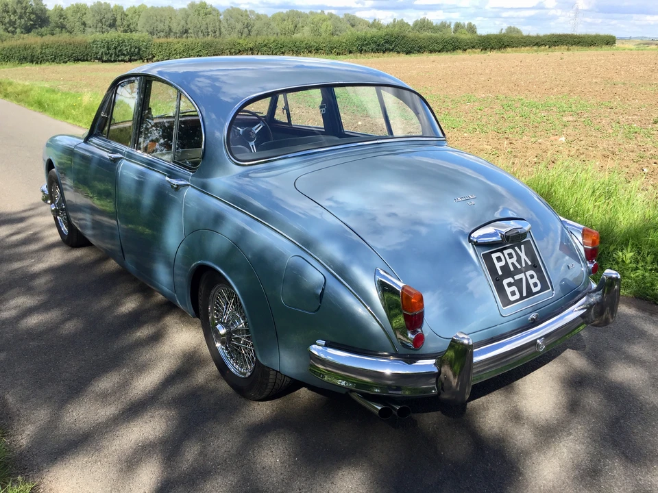 1964 Jaguar Mark II - Image 11 of 12
