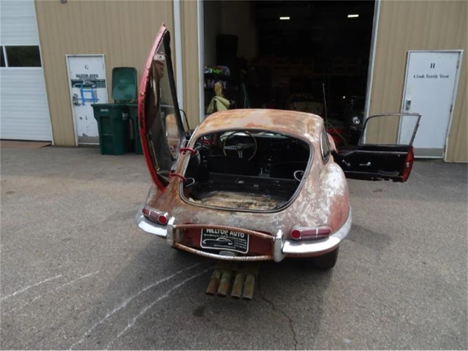 1964 Jaguar E-Type Series 1 - Image 9 of 20