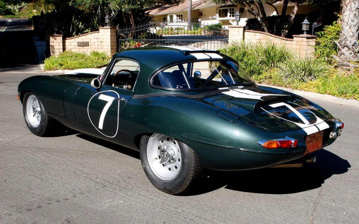 1964 Jaguar E-Type Lightweight - Image 2 of 5