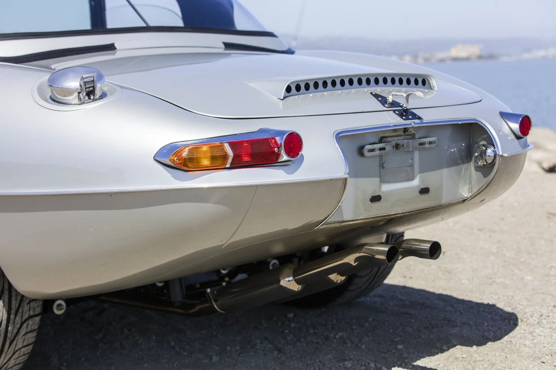 1964 Jaguar E-Type Lightweight - Image 16 of 31