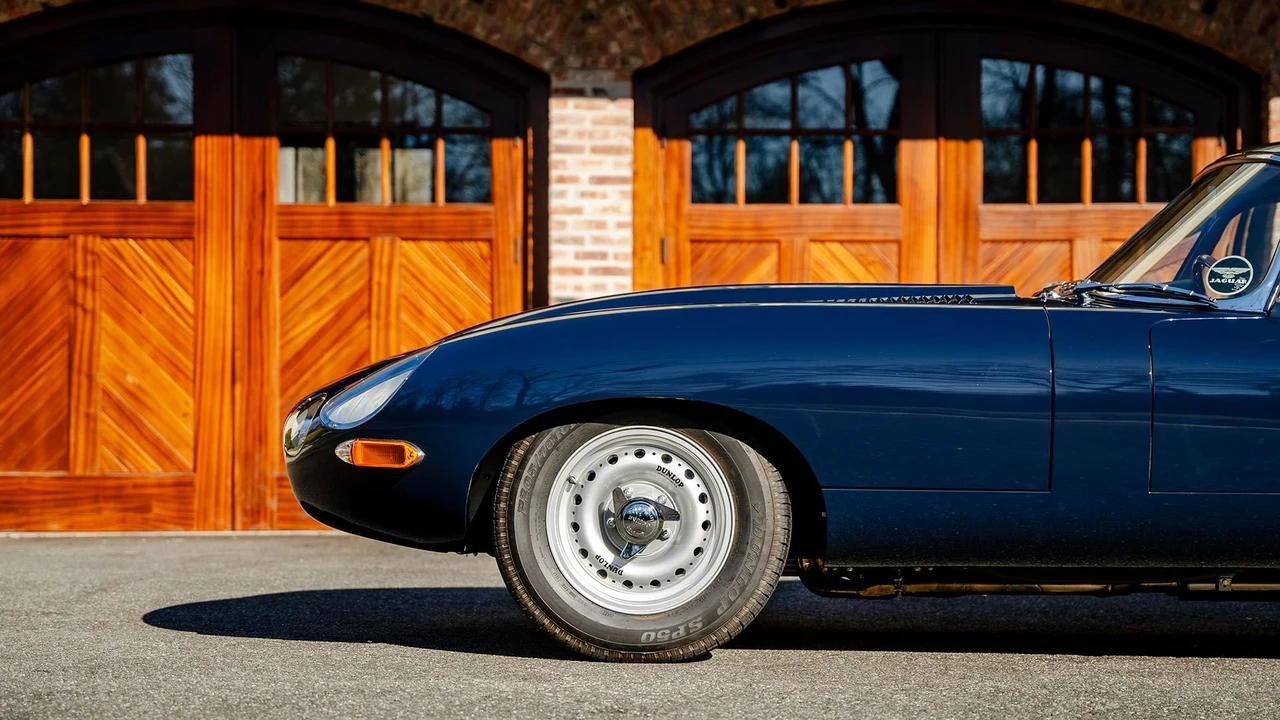 1964 Jaguar E-Type Series 1 - Image 28 of 31