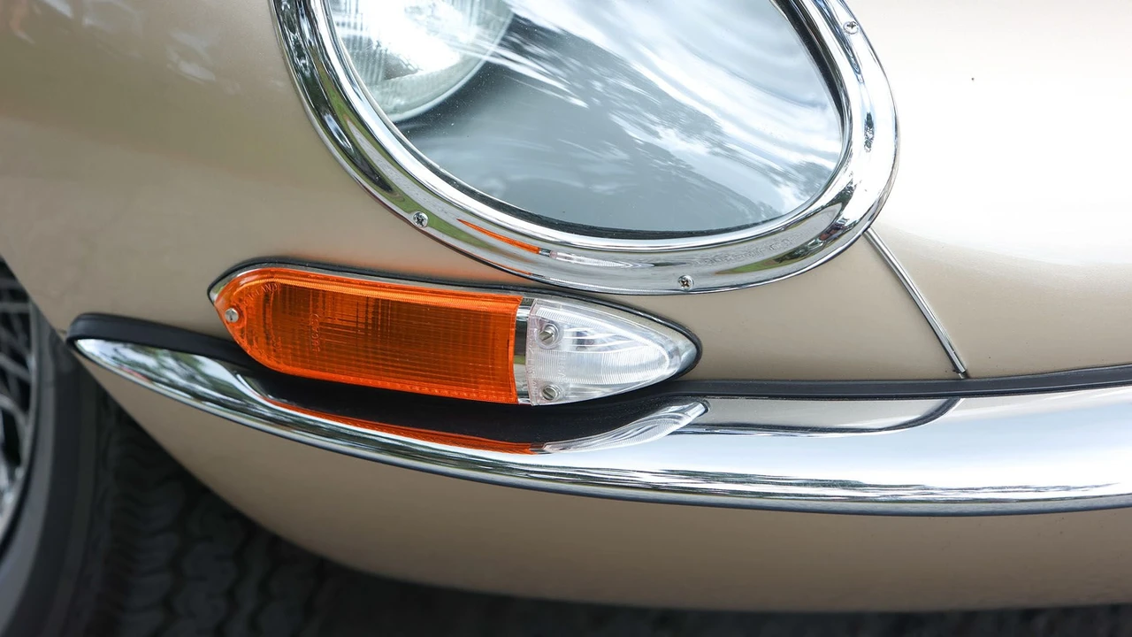 1964 Jaguar E-Type Series 1 - Image 16 of 31