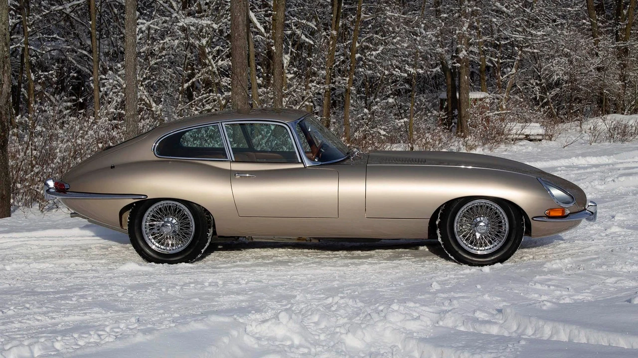 1964 Jaguar E-Type Series 1 - Image 2 of 31