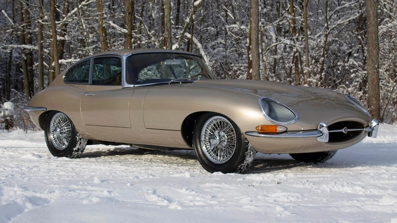 1964 Jaguar E-Type Series 1 - Image 12 of 31