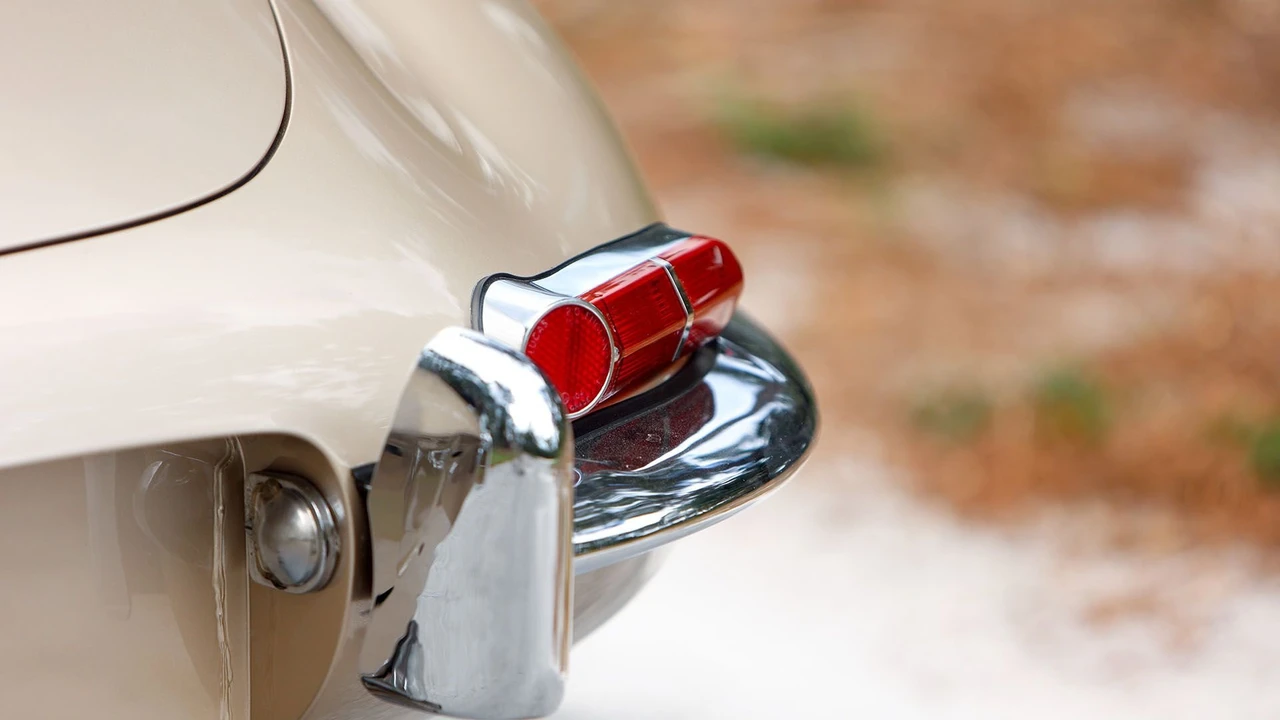 1964 Jaguar E-Type Series 1 - Image 31 of 31