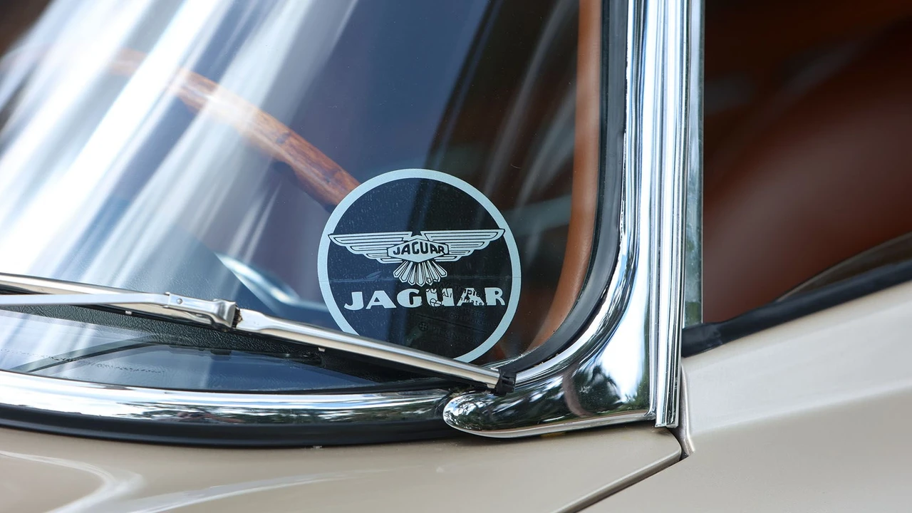 1964 Jaguar E-Type Series 1 - Image 7 of 31