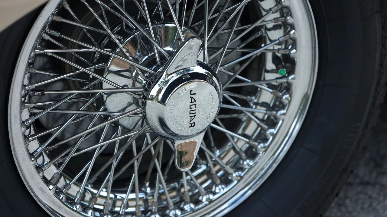 1964 Jaguar E-Type Series 1 - Image 20 of 31