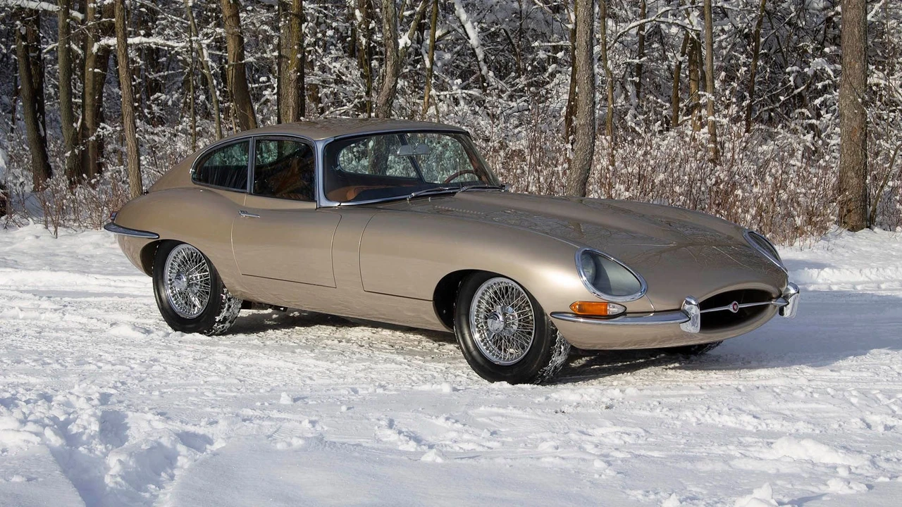 1964 Jaguar E-Type Series 1 - Image 13 of 31