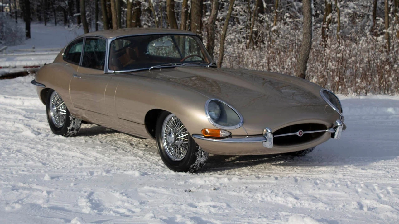 1964 Jaguar E-Type Series 1 - Image 11 of 31