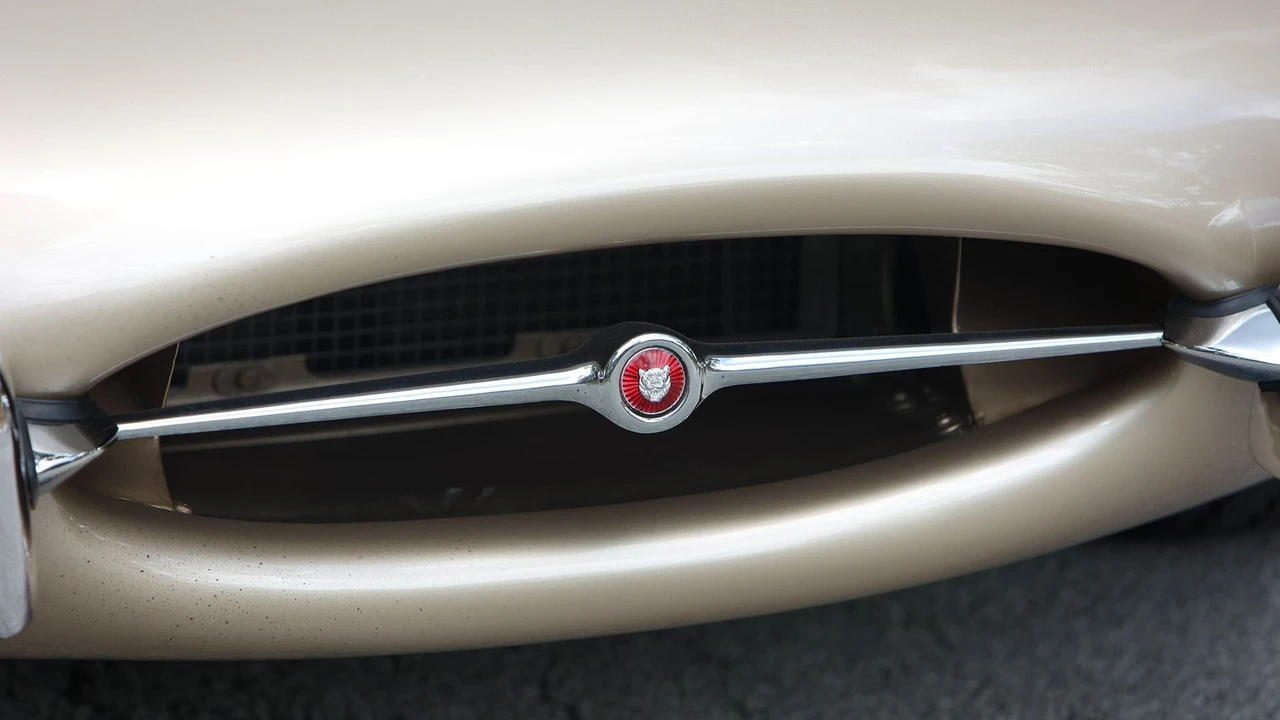 1964 Jaguar E-Type Series 1 - Image 19 of 31
