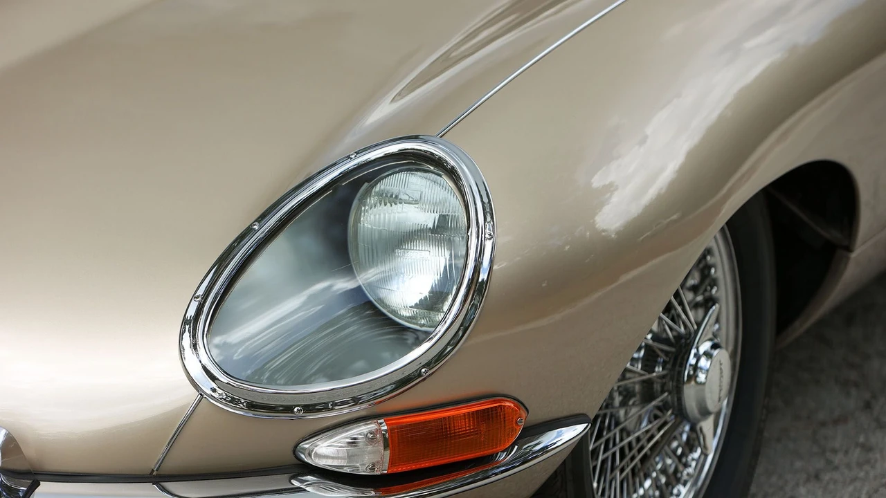 1964 Jaguar E-Type Series 1 - Image 8 of 31