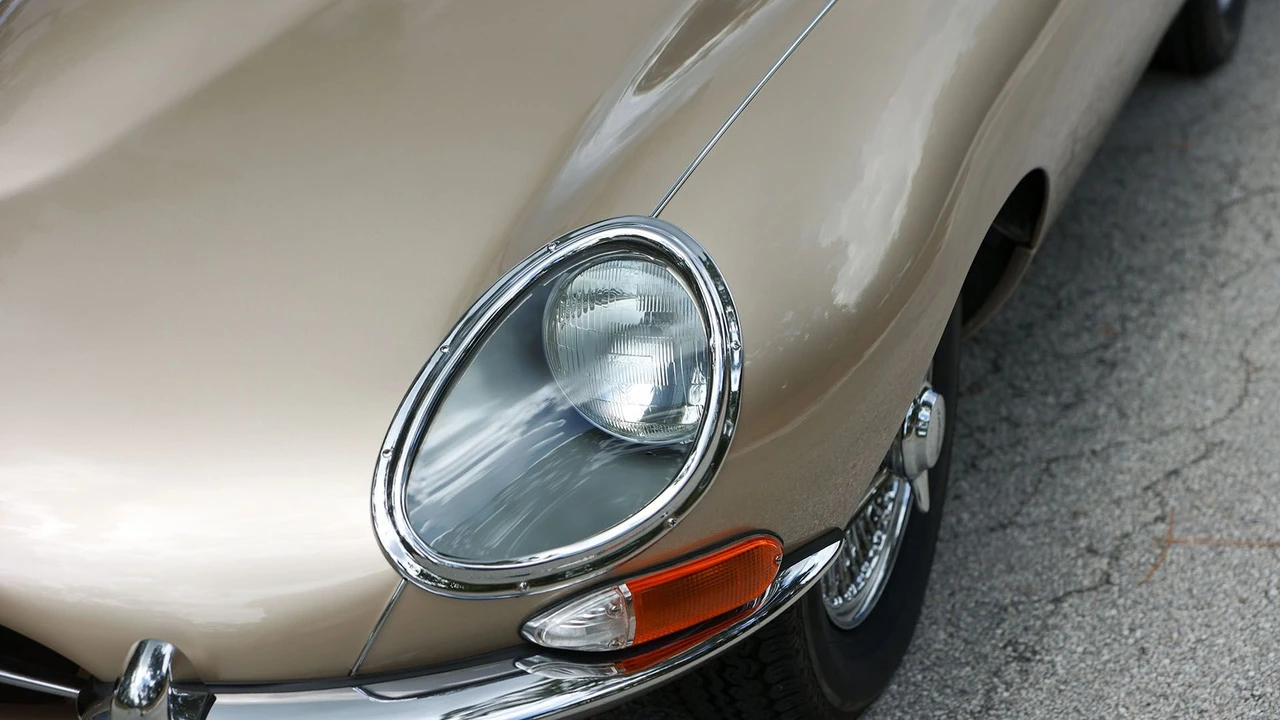1964 Jaguar E-Type Series 1 - Image 12 of 31