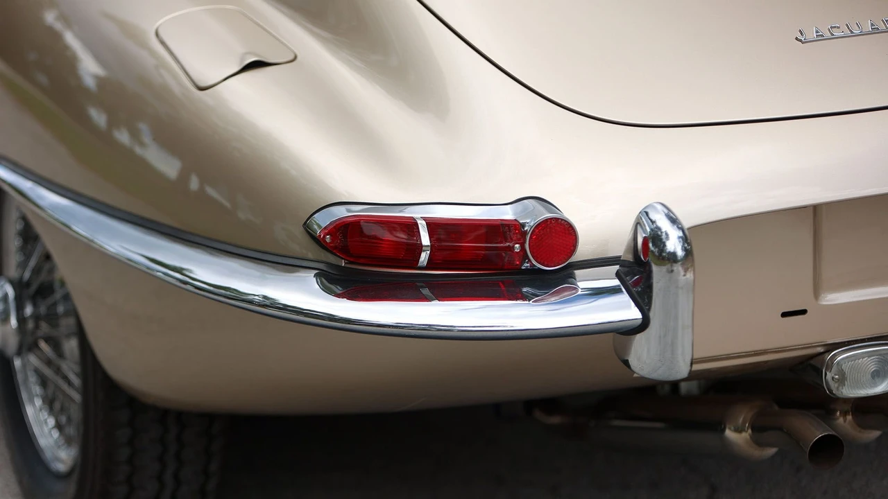 1964 Jaguar E-Type Series 1 - Image 28 of 31
