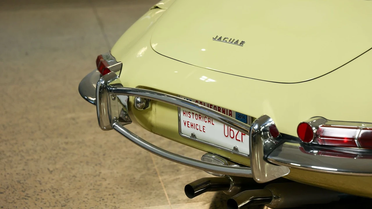 1964 Jaguar E-Type Series 1 - Image 19 of 31