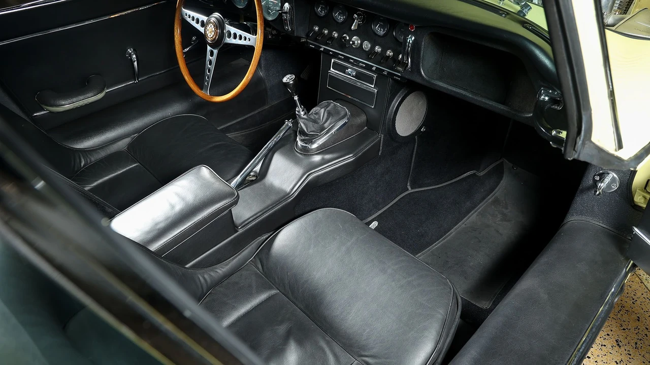 1964 Jaguar E-Type Series 1 - Image 31 of 31