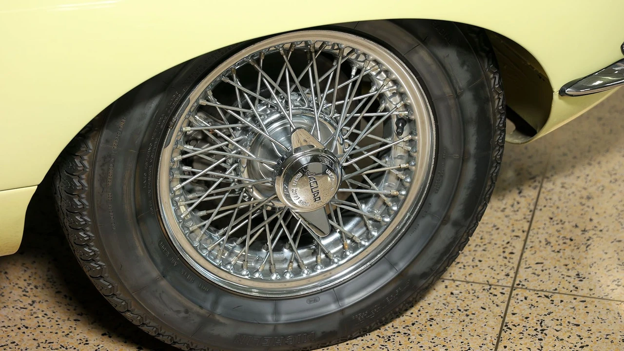 1964 Jaguar E-Type Series 1 - Image 5 of 31