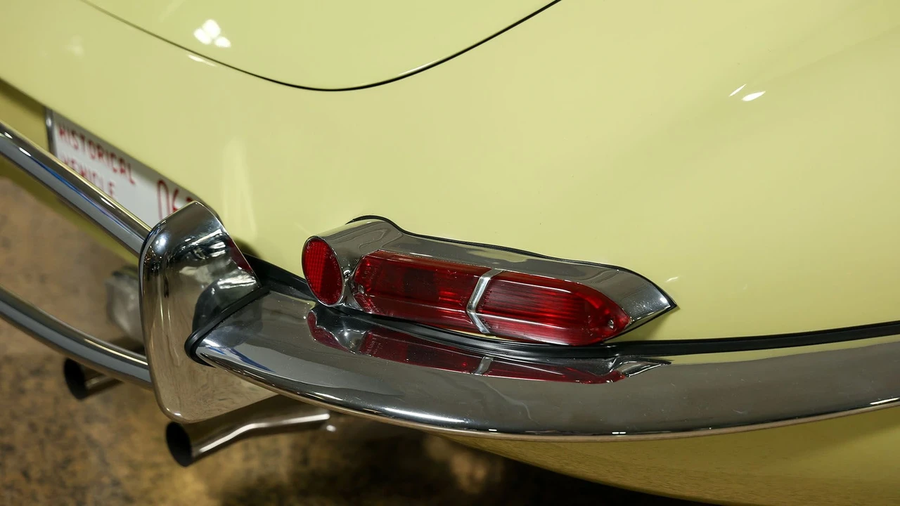 1964 Jaguar E-Type Series 1 - Image 20 of 31