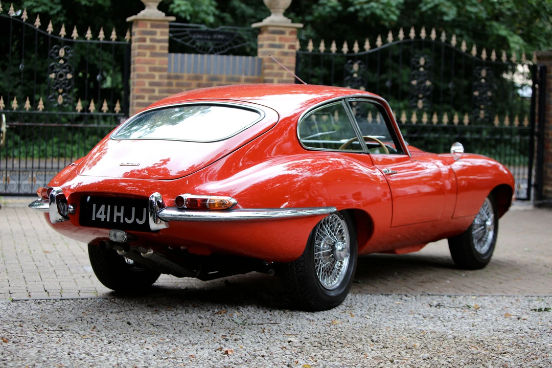 1964 Jaguar E-Type Series 1 - Image 6 of 6