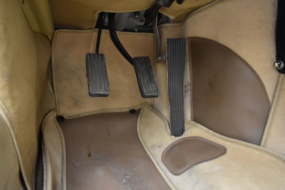 1964 Jaguar E-Type Series 1 - Image 25 of 31