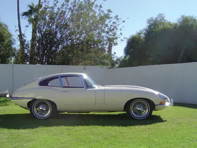 1964 Jaguar E-Type Series 1 - Image 5 of 17